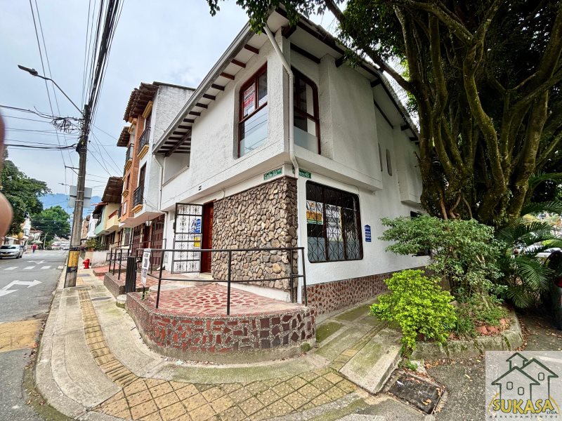 Casa en Arriendo en Barrio Mesa