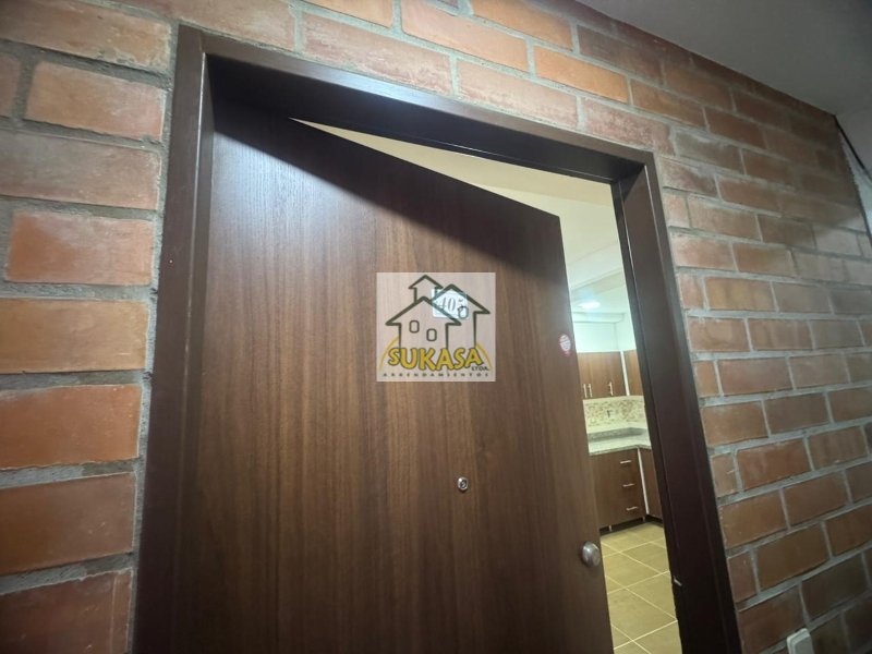 Apartamento en Arriendo en Rosaleda