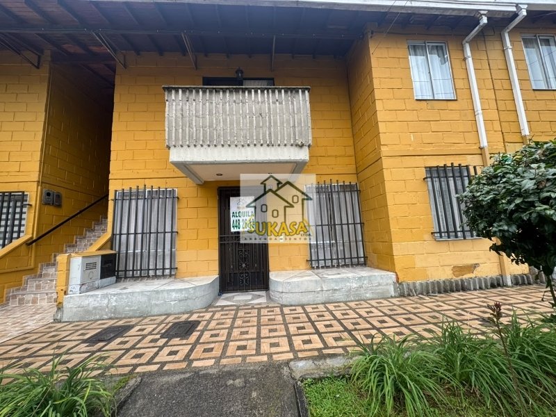 Casa en Arriendo en Yarumito